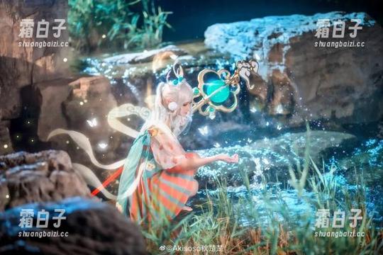 在Akisoso秋楚楚的创作中，领略王昭君高清写真传递的情感与风采
