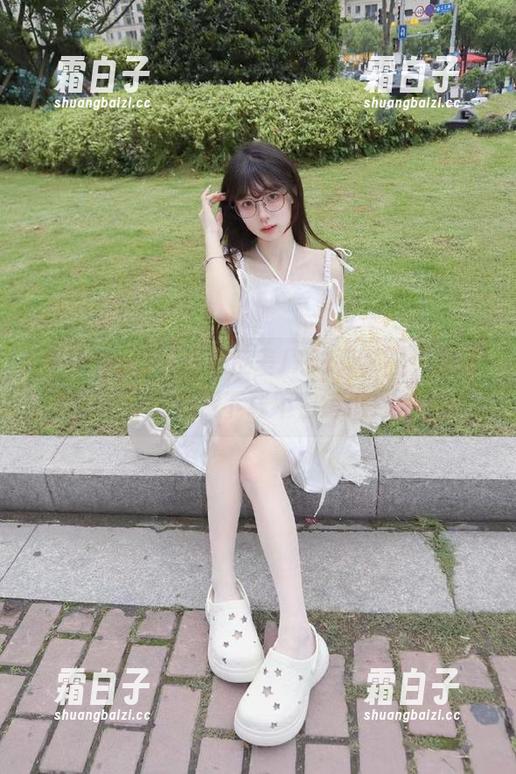 高清Bangni邦尼反差JK泳装系列，精彩作品免费下载不容错过！