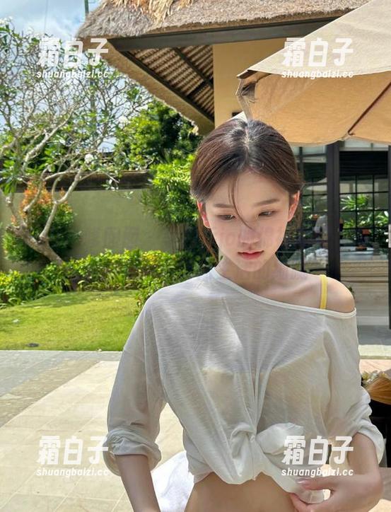 Feilin嗲囡囡 - 李筱乔jo的棉袜旅程，精选图集展露时尚生活的细腻
