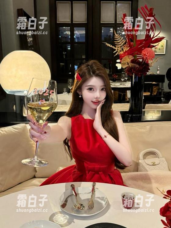 GIRLT果团网-尹意纯 GIRLT果团网 - 尹意纯推出万圣节特别系列,最新图库为你带来惊艳视觉!