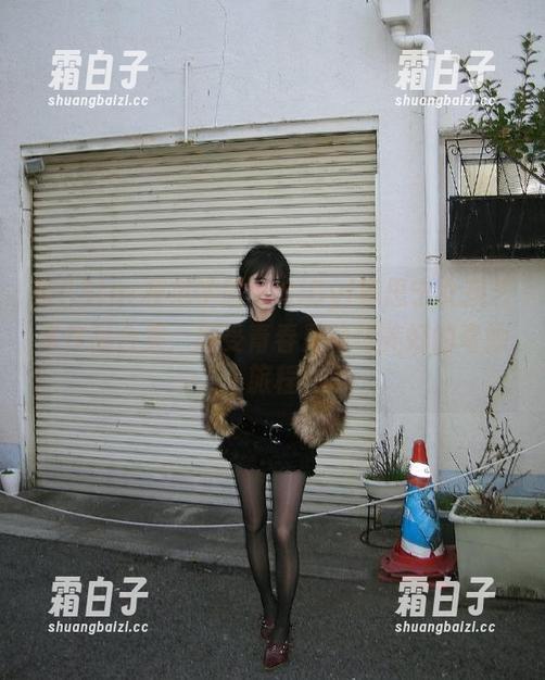 MFStar模范学院 - SiByl李思宁女孩艺术作品合集：感受青春灵动与美好的奇妙旅程