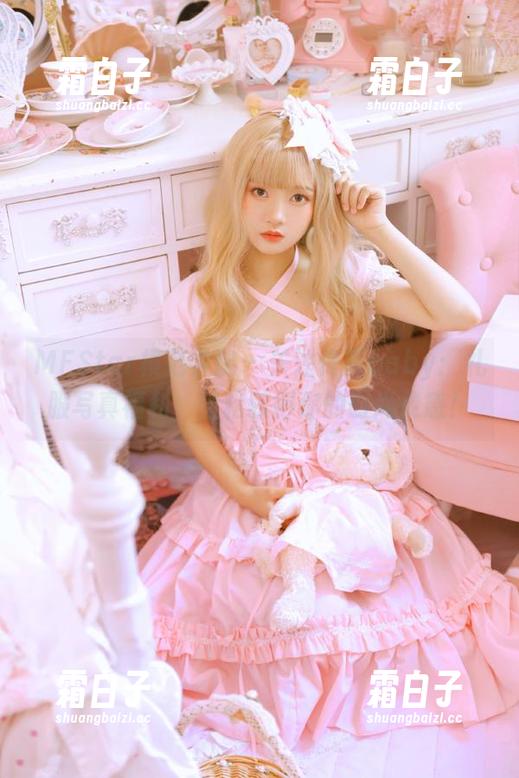 MFStar模范学院 - 关注佟蔓baby：礼服写真福利，轻松获得你的时尚灵感！
