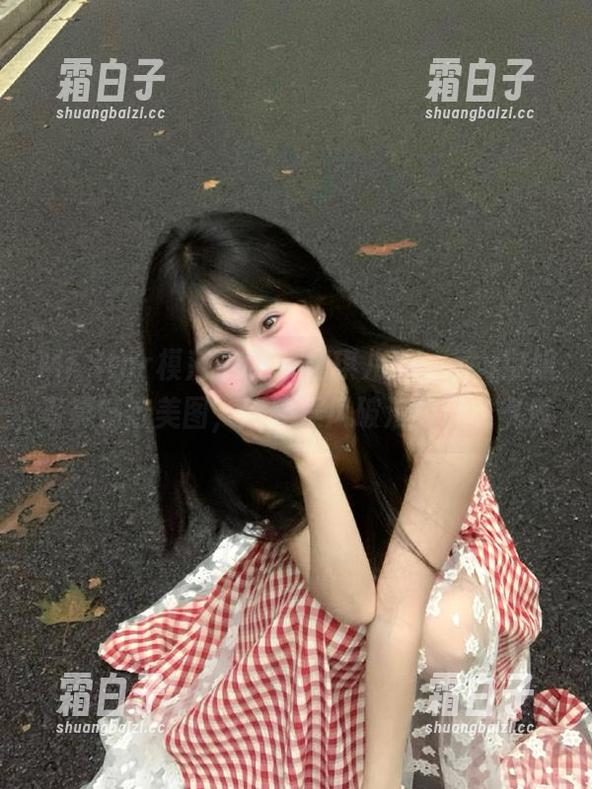 MFStar模范学院 - 唐琪儿Beauty空姐写真精选美图，感受乘风破浪的优雅气质