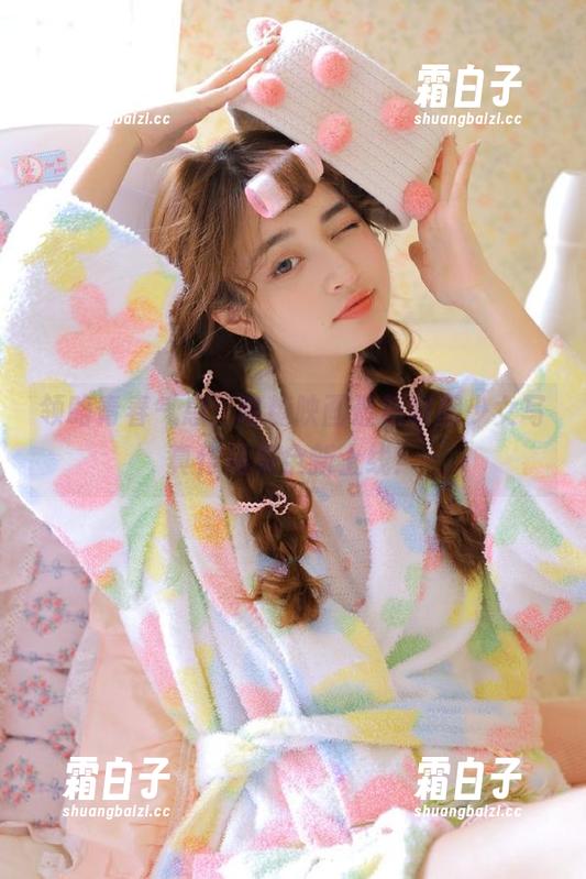 领略青春气息，喵糖映画最新制服少女写真作品集全新上线！