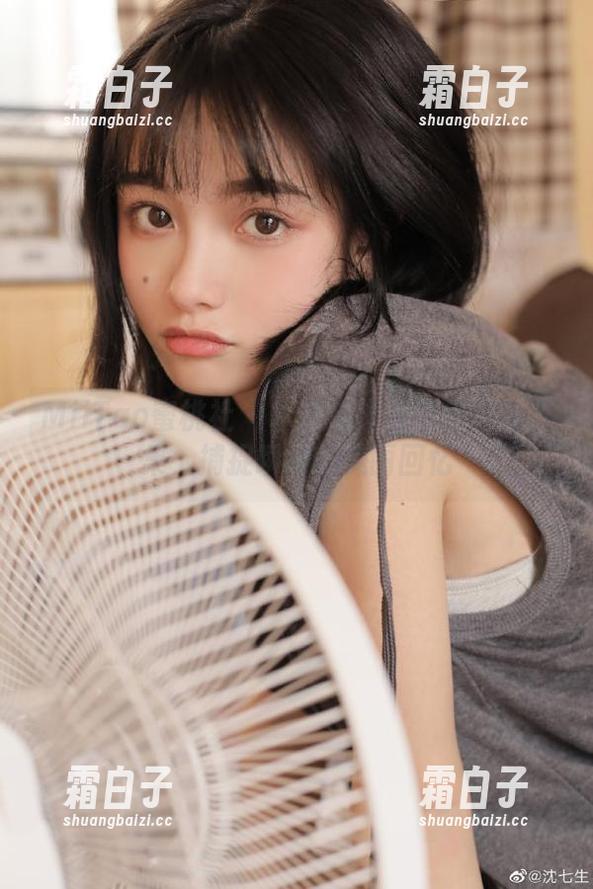 MiiTao蜜桃社-木奈奈 MiiTao蜜桃社 - 木奈奈海边梦幻原图合集,捕捉瞬间的美丽回忆