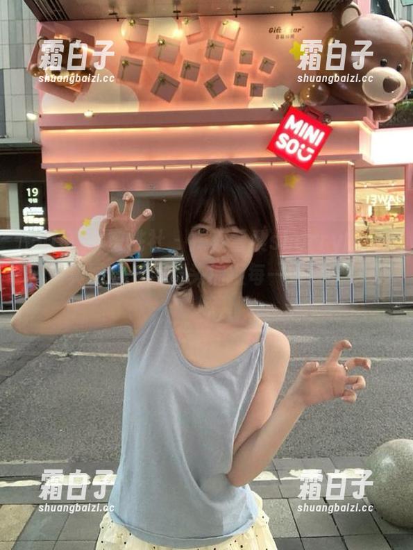 MiiTao蜜桃社 - 探索雪梨sherry的厨娘写真图册：用镜头捕捉每一缕温暖与美味