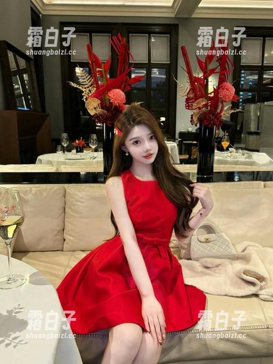 MyGirl美媛馆 - 张恬恬办公室私房图包：在严肃的工作环境中怎能缺少这样的惊艳？