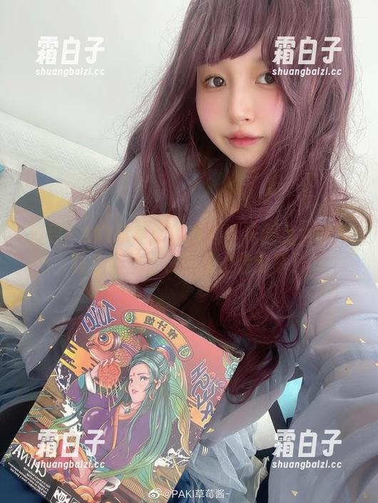追寻PAKI草莓酱的踪迹：花园兔女郎写真作品现已在网盘上传分享！