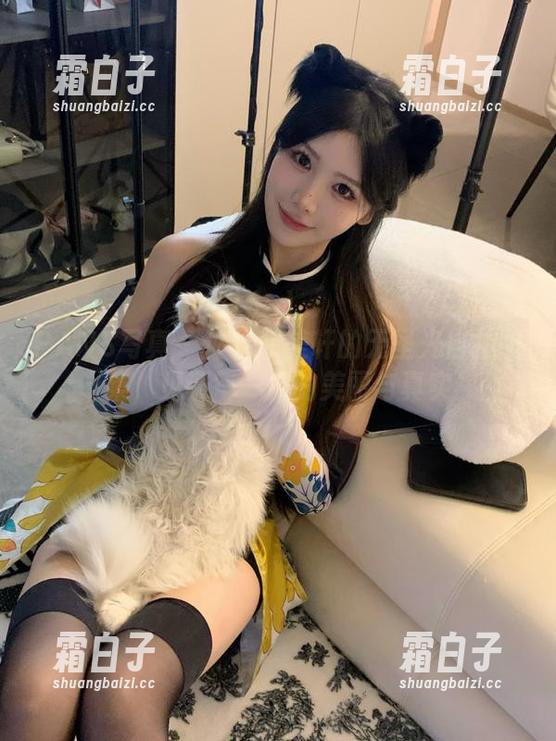 PANS写真-韩美轩 PANS写真 - 体验韩美轩的无圣光自拍图集,见证每一瞬的美丽与真实