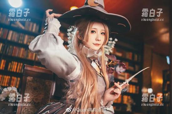 原神申鹤同人礼服大揭秘：Quan冉有点饿私房图集全新上线