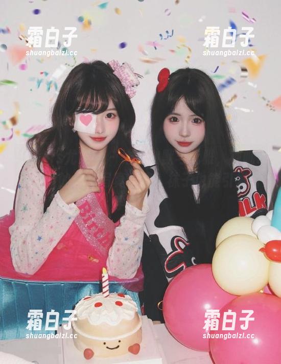 UGirls尤果网 - 结合幽默与优雅，禅叽zankii的棉袜写真合集，袜子也能引发哲学思考！