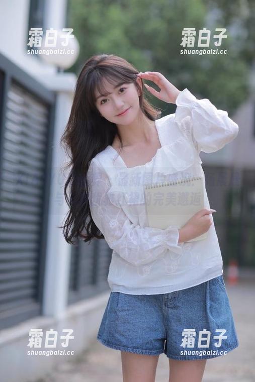 XIAOYU语画界 - 最新图片盛况：杨晨晨与曼妙优雅红裙的完美邂逅