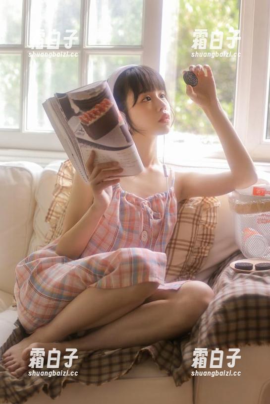 XIAOYU语画界 - 心灵鸡汤？不不，绯月樱白色合集只是让你重新思考审美的奇怪插曲！