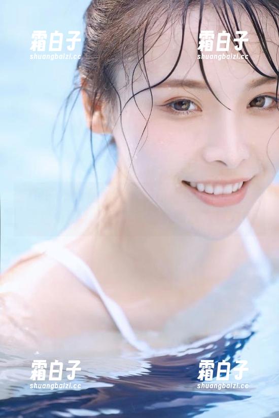 XINGYAN星颜社 - 热门博主唐思琪全新图包更新，快来感受蕾丝的迷人魅力！