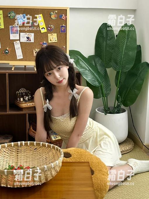 Xiuren秀人网 - 邂逅卓芷伊EricA内衣写真，下载绝美美图，感受她的独特魅力