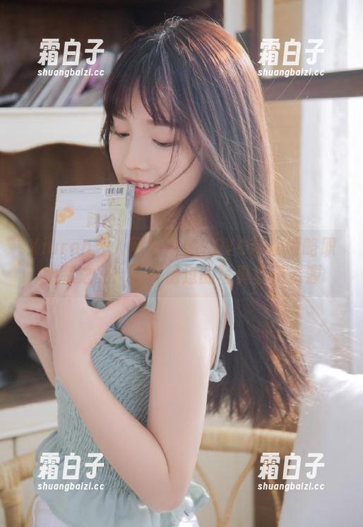 Xiuren秀人网 - 悠悠YOYO带你领略职业装之美：不可错过的写真套图资源
