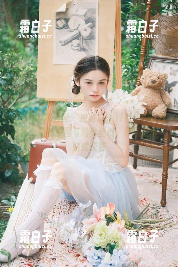 Xiuren秀人网 - 拍黄瓜girl姐姐的写真艺术：细腻原图与绝美壁纸，尽在这里一站式获取