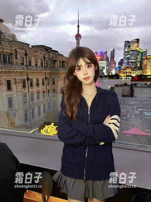 Xiuren秀人网 - 图片精彩无限！快来观看星小兔Meetu的粉色幻想，准备好被萌翻了吗？