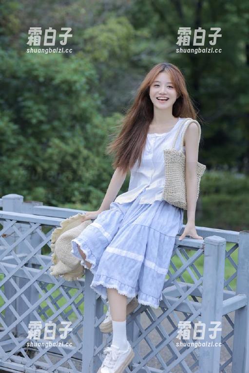 Xiuren秀人网 - 深入艾希儿瑜伽艺术，免费下载精美写真，感受其魅力
