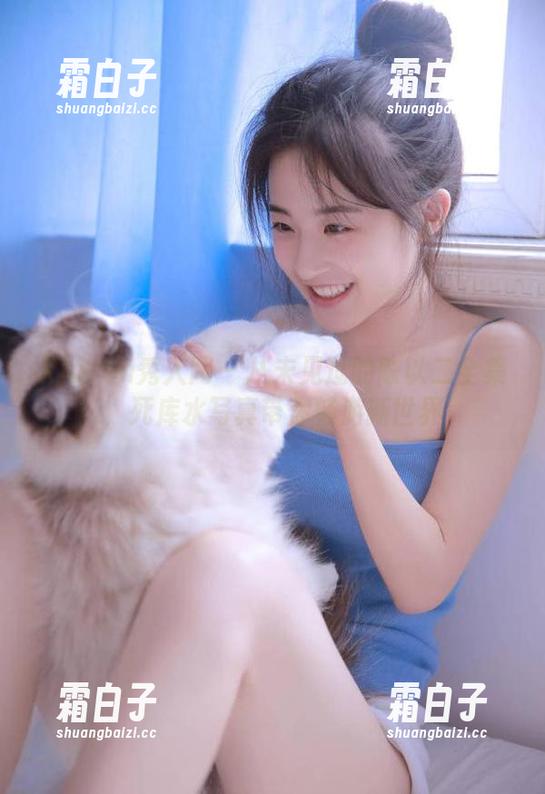 Xiuren秀人网 - 从未见过的陈以二全集，死库水写真带你畅游新世界
