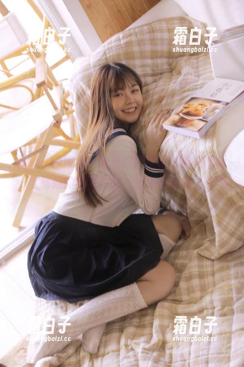 beautyleg - 捕捉赵芸空姐的唯美瞬间，下载她的写真图包，绽放无尽的飞行魅力！