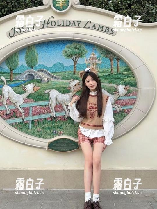 pans - 细腻捕捉：小小的死库水写真照片传递的情感与美感