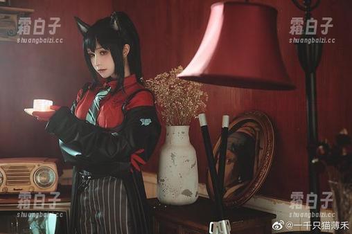 艾瑞尔静谧夜曲中的奇幻世界，一千只猫薄禾的cos原图全呈现！
