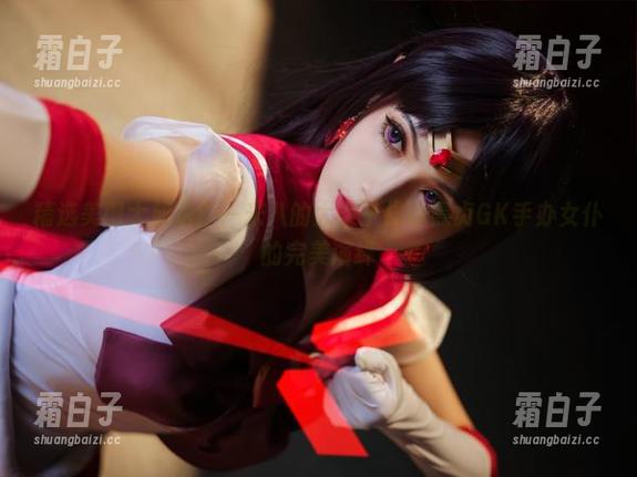 精选美图大放送！一米八的大梨子挑战黑贞GK手办女仆的完美演绎