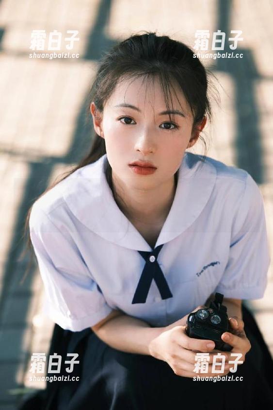 丽柜 - 用心记录的美图，司琪护士带给你的壁纸之美，治愈你的一天！