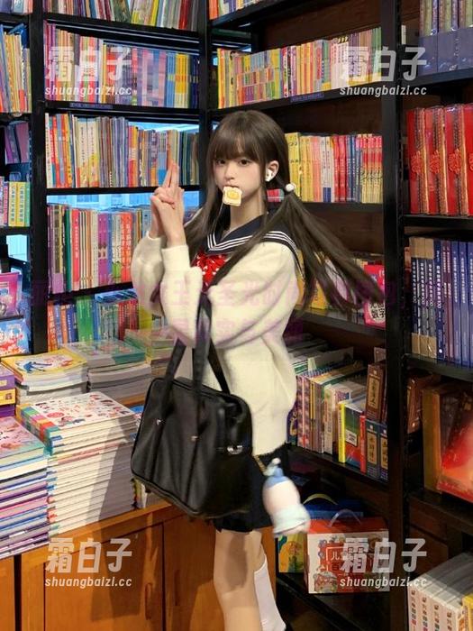 丽柜 - 小戈女王无圣光时尚写真图包，尽显真实与美丽