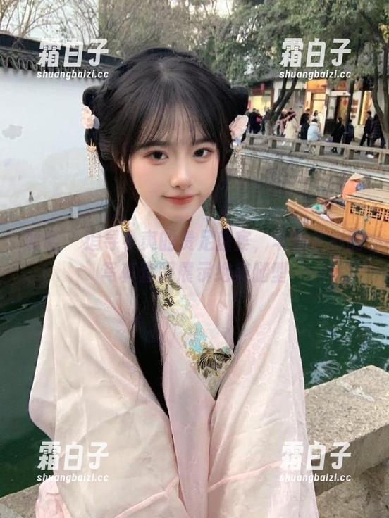 丽柜 - 追寻小爽的贵足盛宴，丰富多彩的写真套图展示绝美腿型
