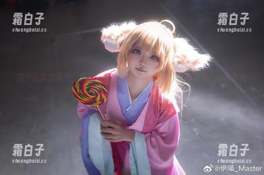 撕开现实的面纱，伊喵君_Nya与法芙娜的四叶草剧场cos写真热潮
