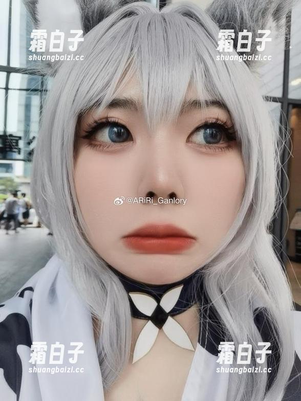 “啊日日_Ganlory”办公室最新图库，感受写真艺术的无限魅力，快来观看吧！