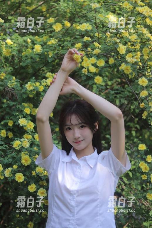 让我们一起分享喵糖映画的精美美图，探寻粉系少女的心灵之美