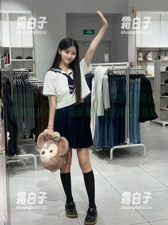 嗲囡囡 - 只想知道，Celina青妍双马尾的秘密是什么？最新更新的图片告诉我吧！