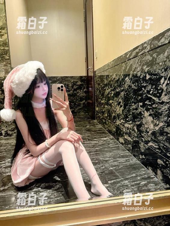 嗲囡囡-欣欣Rubybaby 嗲囡囡 - 欣欣Rubybaby魅力全开,独特礼服全套写真,原图分享,激发无限灵感与美的追求!