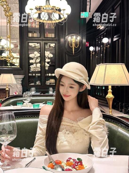 嗲囡囡 - 鱼子酱Fish泳衣性感合集：图册里的每一张都在向好品味宣战！