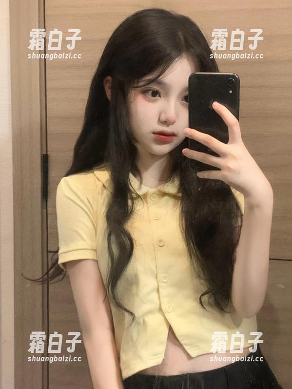 头条女神 - 王竹纯白写真合集大揭秘，观看她在光影之间演绎的纯粹与真实