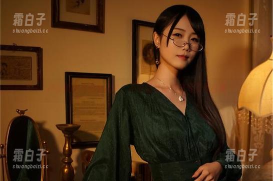 探索嫣嫣子独特风格：不可错过的魅魔写真作品集