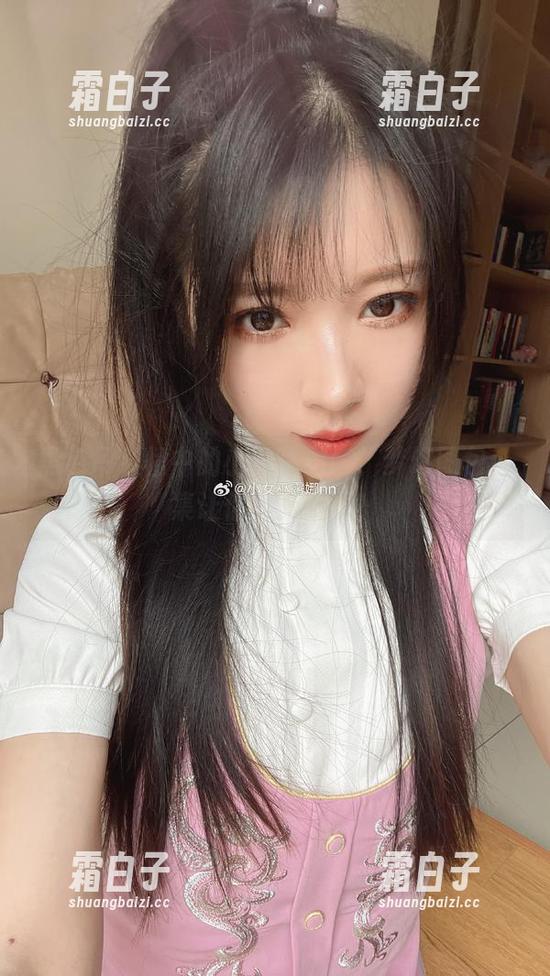 黑色吊带裙中的小女巫露娜，梦幻图包合集让你大开眼界！