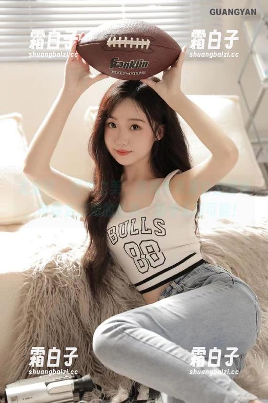 尤果网 - 经典之美，郭婉祈高清自拍图包，带你走进她的世界，感受无限可能！