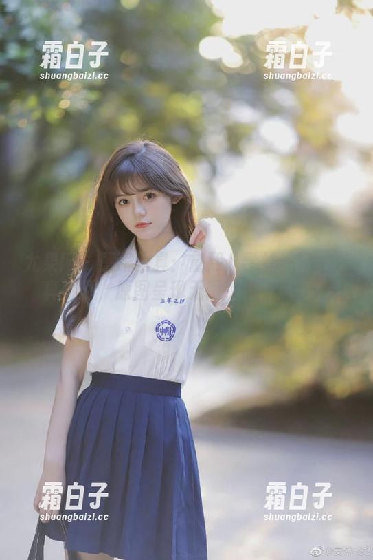 尤果网 - 慧眼独具：黛熙儿学妹的唯美写真资源，原图呈现无限魅力与风情！