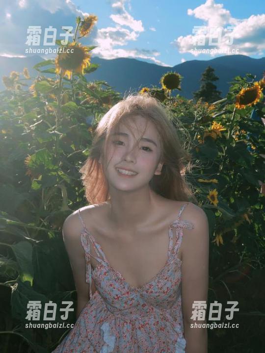 尤蜜荟-允尔 尤蜜荟 - 允尔纯白图包合集:每一幅作品都是光影的奇妙旅程