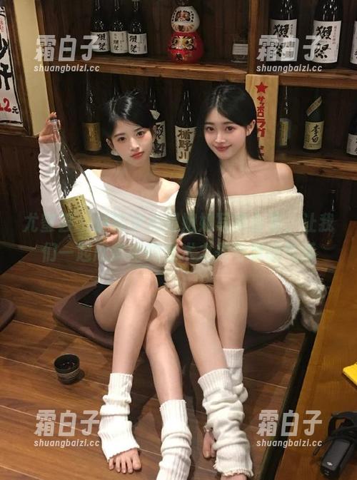 尤蜜荟-梦心月 尤蜜荟 - 最新梦心月姐姐写真合集,让我们一起欣赏她的艺术之美与灵动气质