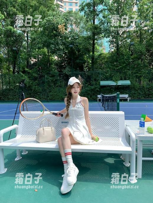尤蜜荟 - 唯美瞬间尽在菲儿beauty婚纱美图分享，感受浪漫的真谛！