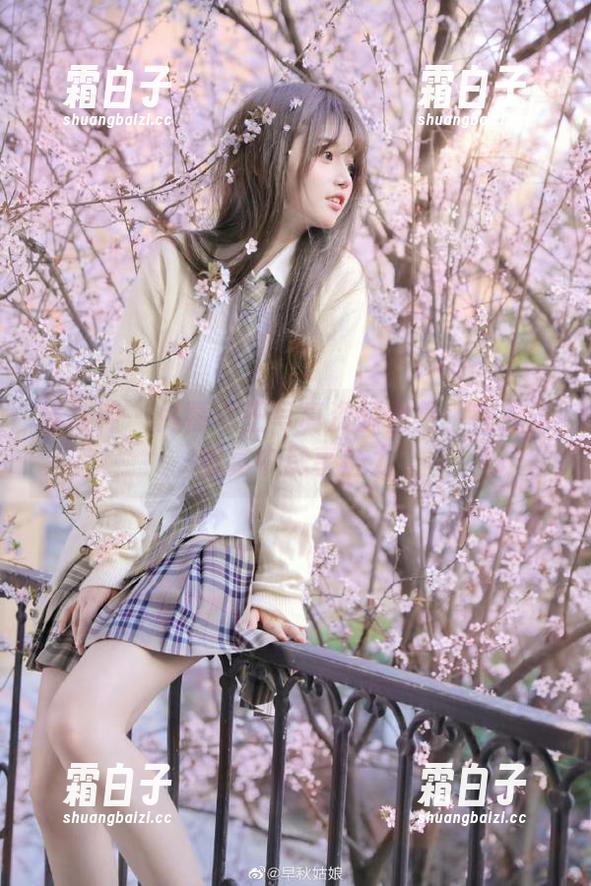 推女神 - 佟蔓女王写真资源合集：在视觉盛宴中尽享魅力