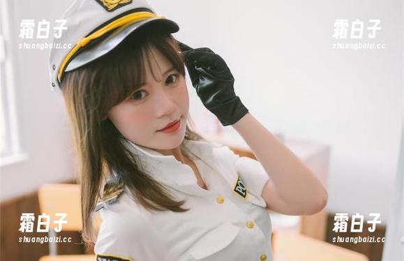 星黛鹿鹿i的御姐高清原图，让你感受不一样的摄影魅力！