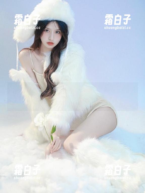 杨衣yangyiKyoka：带你进入她的图库，感受每一件作品的独特魅力！