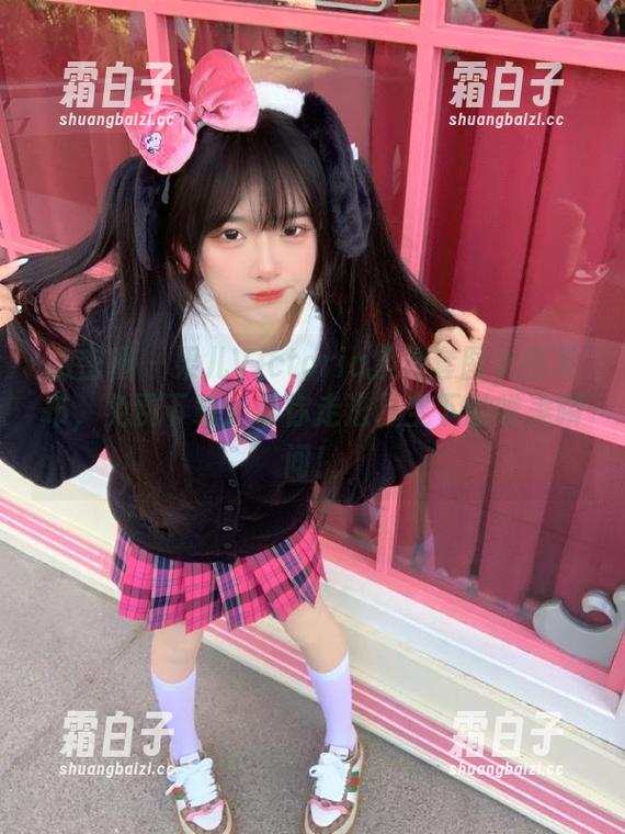 微密圈 - 果儿Victoria繁星套图火热发布，免费下载，带你走进星空下的唯美瞬间！