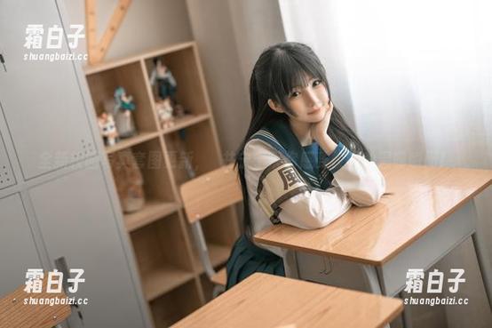 全新校园写真套图更新，桜井宁宁带你感受校园的温暖瞬间！